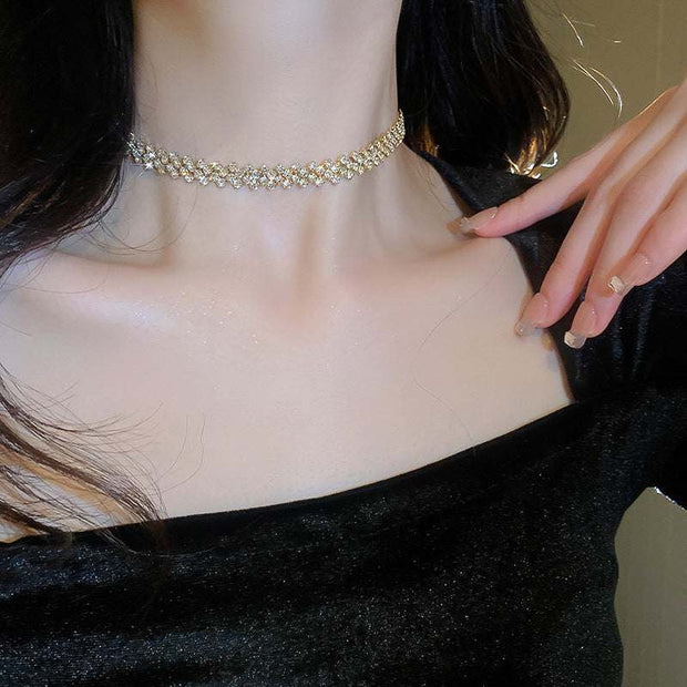 Elegant Fashion Love Necklace for Women with delicate pendant on model.