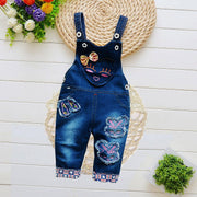 Children overalls with cartoon pattern, adjustable straps, and multiple pockets, perfect for active infants.
