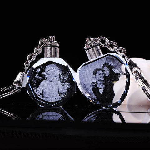 Crystal keychain with custom photo etching and elegant design.