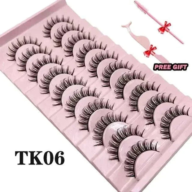 Fluffy Mink Lashes in a tray with free applicator, offering luxurious volume and softness.