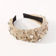 Elegant Heart Diamond Headband with sparkling diamonds and detailed craftsmanship, ideal for various occasions.