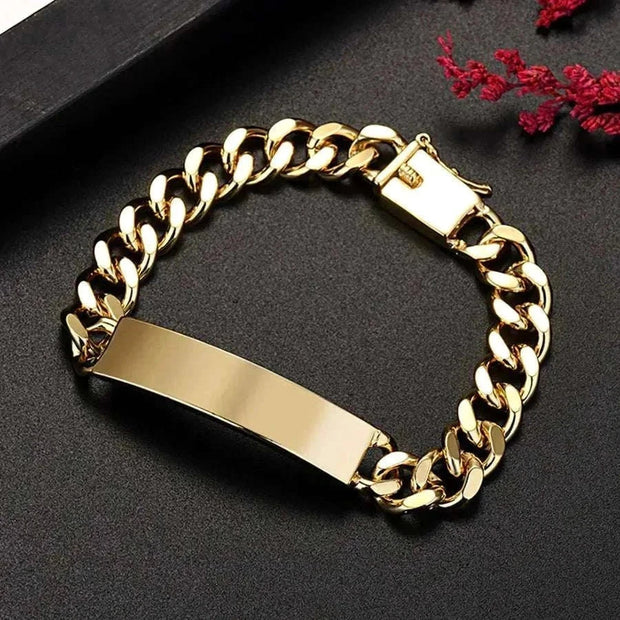 18K Gold Plated Chain Bracelet with secure clasp and classic chain design.