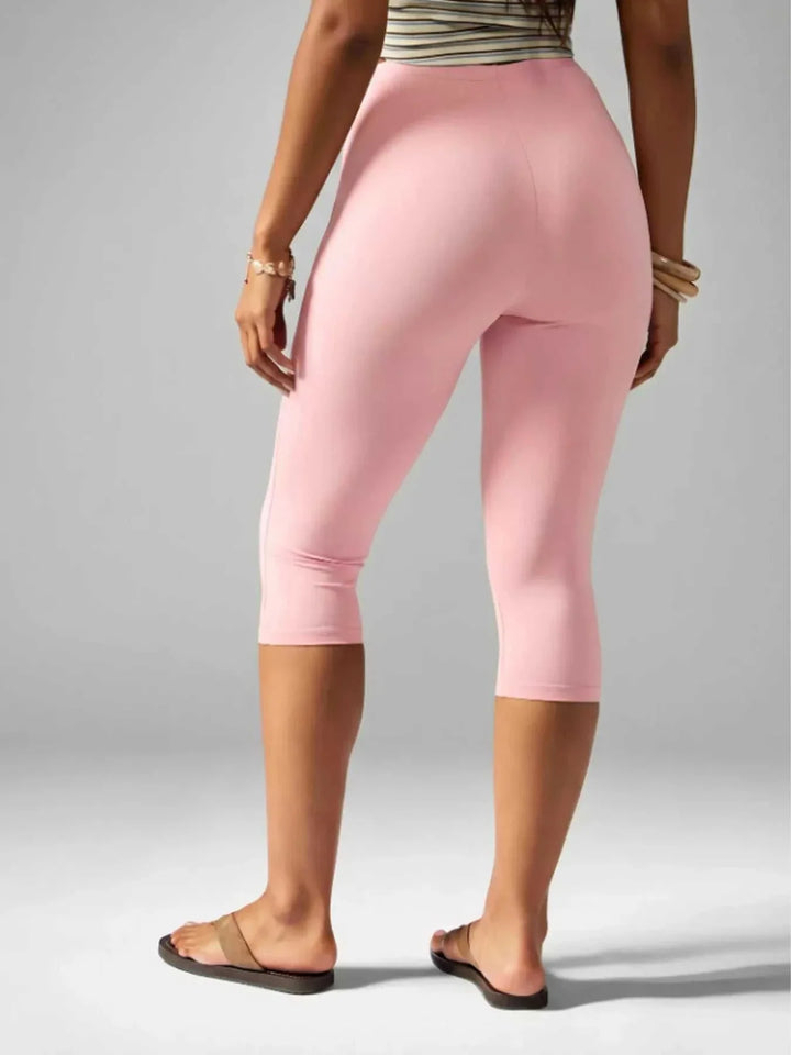 Woman wearing high-waisted Women&