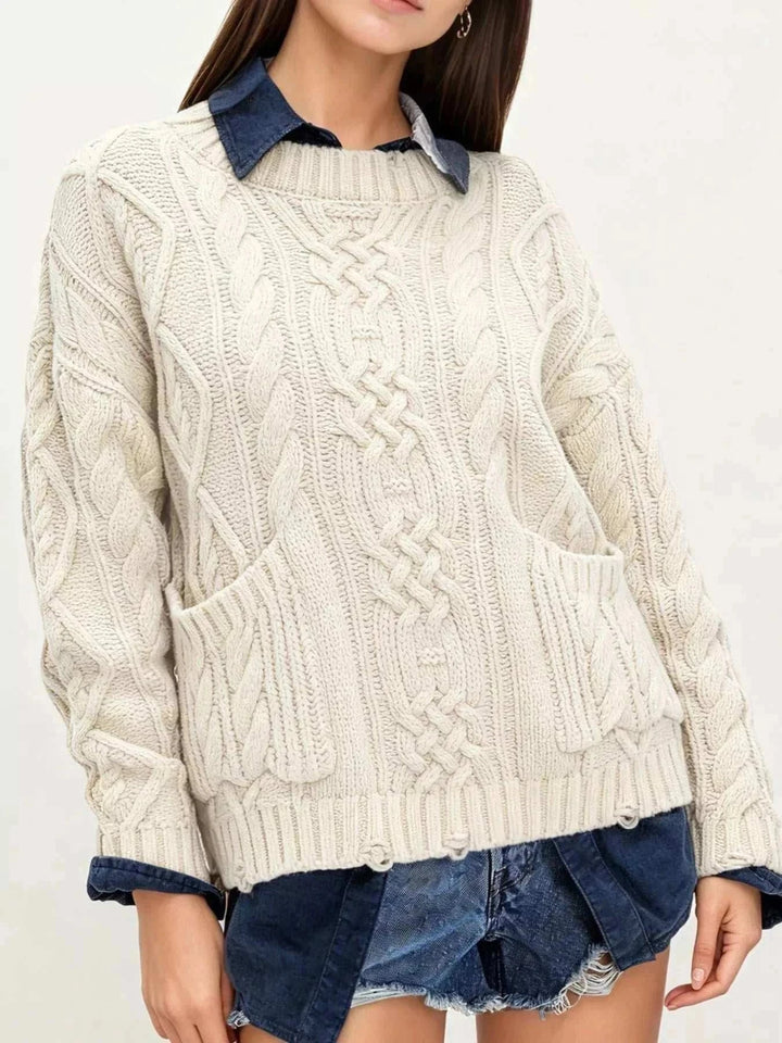 Women’s cable-knit pocket sweater in cozy beige with long sleeves and casual fit
