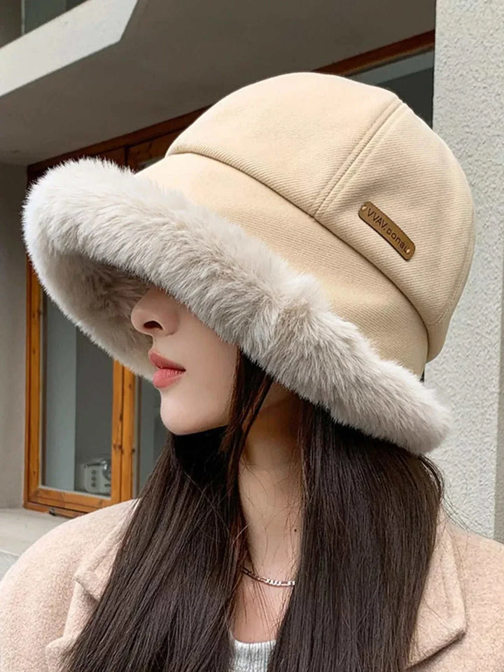 Women’s fuzzy trim bucket hat with cozy polyester fabric and classic silhouette for fall and winter style