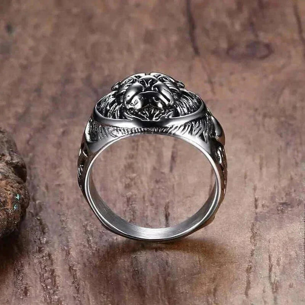 Vintage lion head ring in stainless steel with intricate design, perfect for rock, gothic, or biker styles.