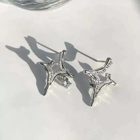 Asterism Rhinestone Earrings with unique metal geometry design and sparkling rhinestones.